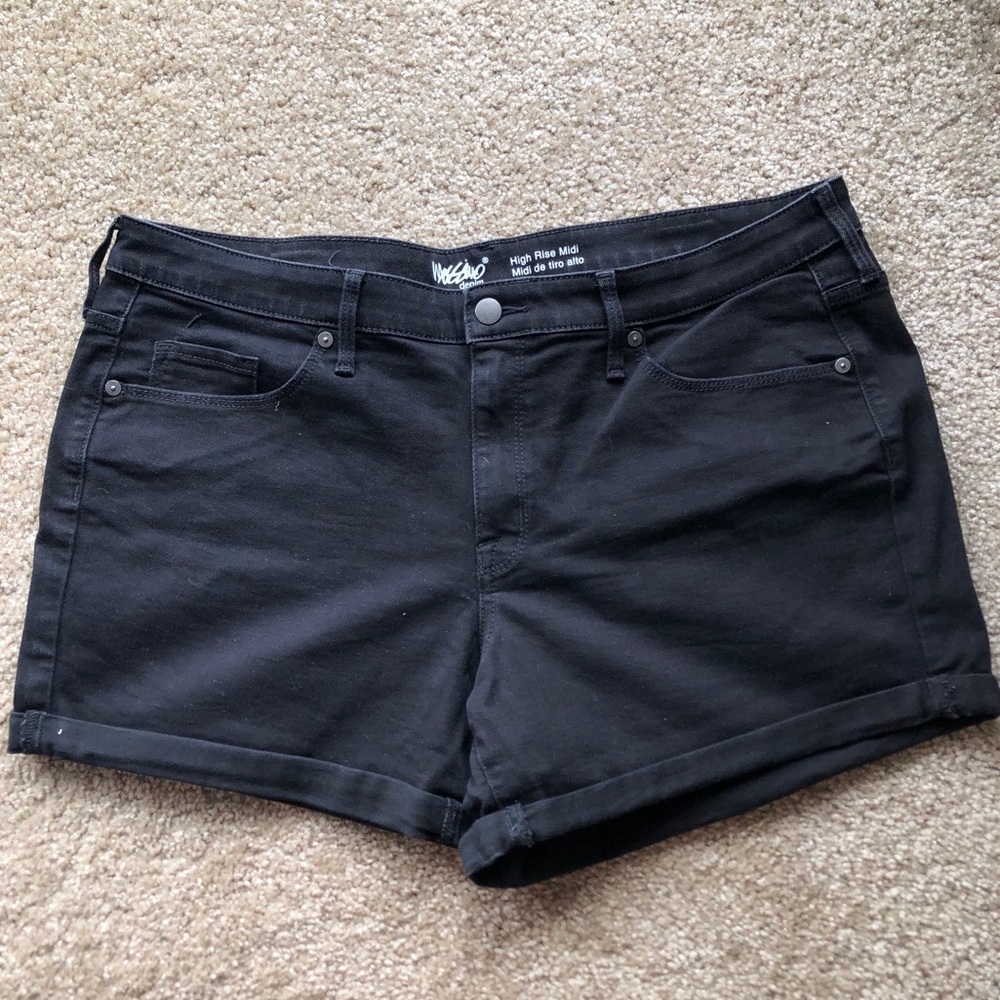 Mossimo Target high rise midi black denim shorts